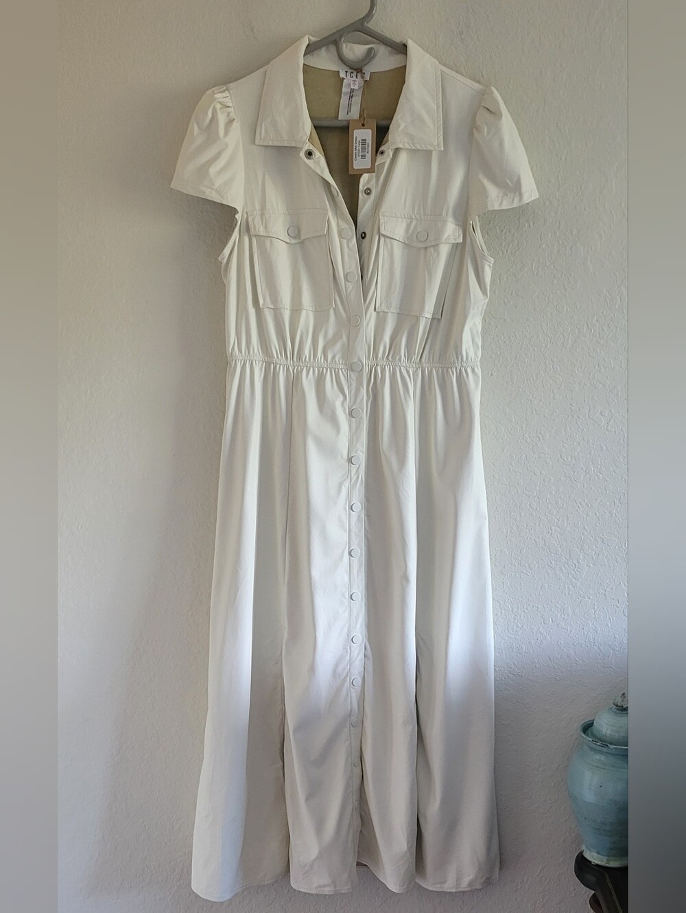 TCEC Cream  Button-Front Shirt Maxi Dress. Sz L. Elastic Waist. NWT.